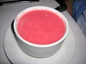 Supa de visine si capsune