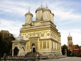 Manastirea-Curtea-de-Arges