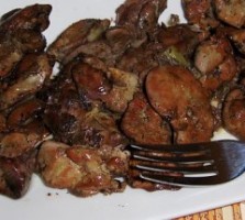 Ficat prajit cu ceapa